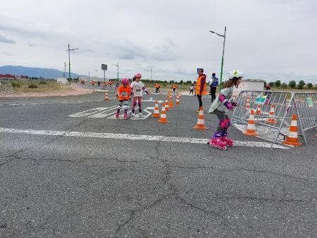 Imagen La campaña de Deporte Escolar de la Diputación llega prácticamente a su fin con una jornada de patinaje en Valverde del Majano y la...